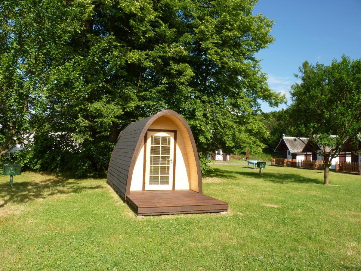 فندق Camping Roznov Rožnov pod Radhoštěm المظهر الخارجي الصورة